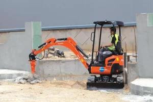 MICRO DIGGER HIRE LEEDS